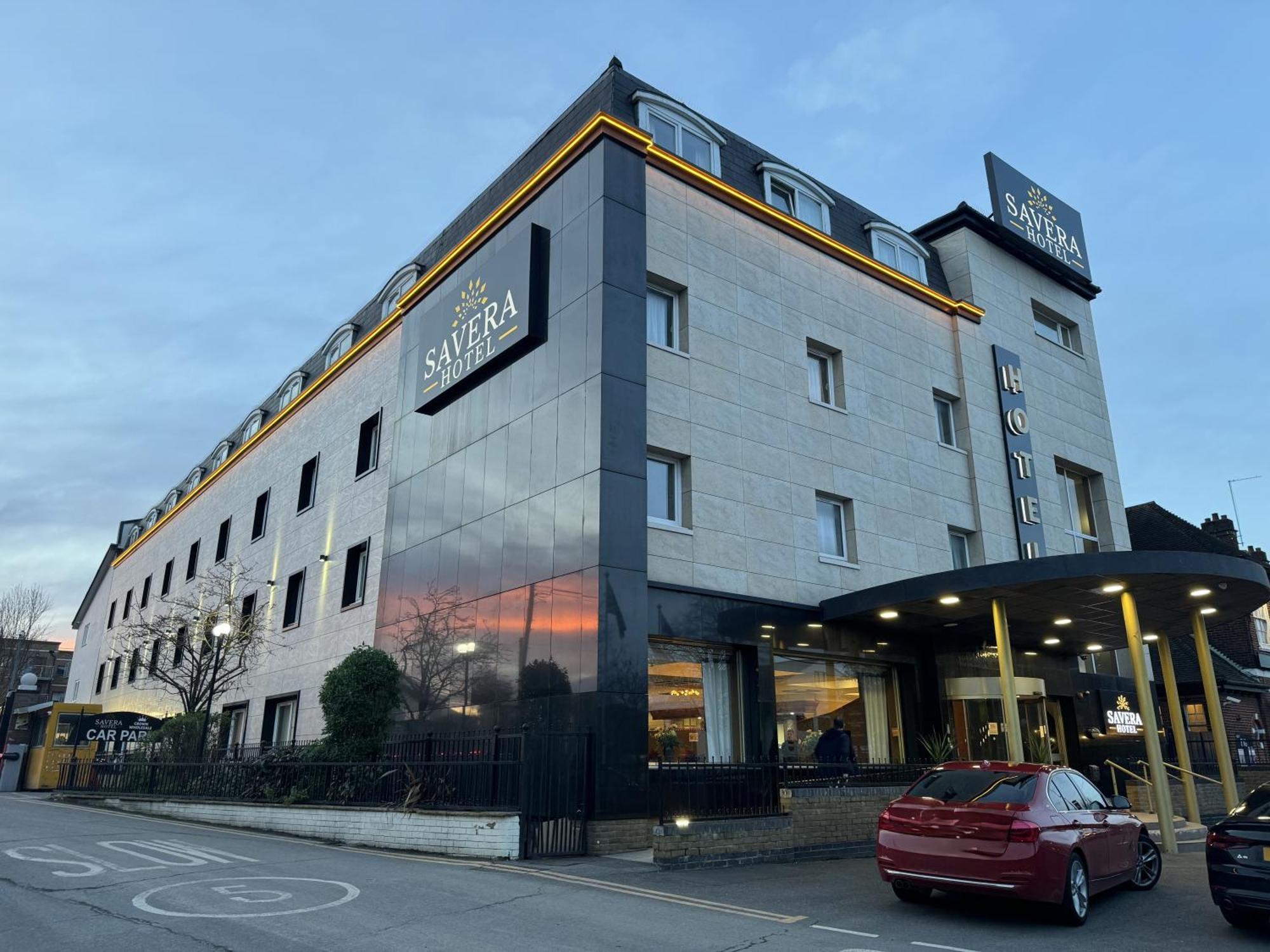 Savera Hotel South Ruislip Exterior foto
